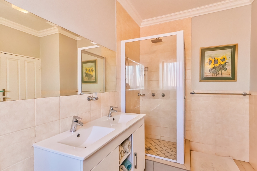 4 Bedroom Property for Sale in The Coves North West